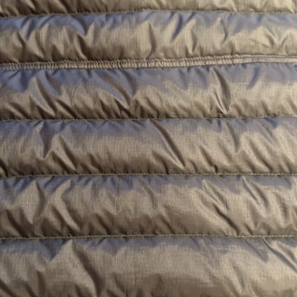 Patagonia pullover never worn down. Men’s. - Picture 7 of 9